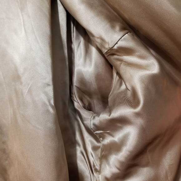 Wilsons Natural Red Fox Fur - Picture 8 of 16